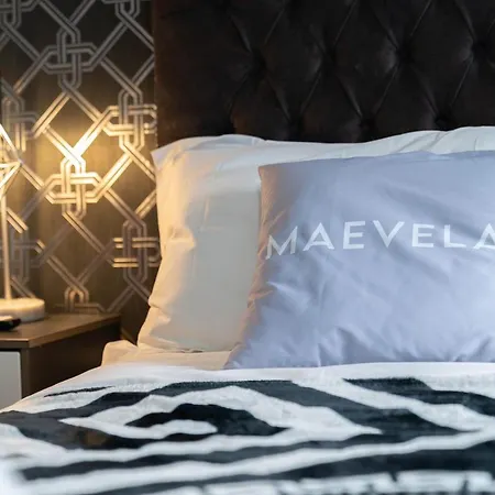 Apartment Maevela - Jungle Vibe Luxury Centre 1 Bed - New Build - Centre, Digbeth - Rooftop Terrace - Ps4 & Smart Tv's *