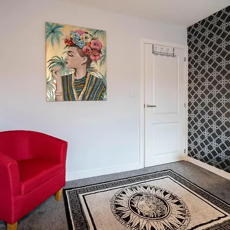 Maevela - Jungle Vibe Luxury Centre 1 Bed - New Build - Centre, Digbeth - Rooftop Terrace - Ps4 & Smart Tv's Apartment Birmingham